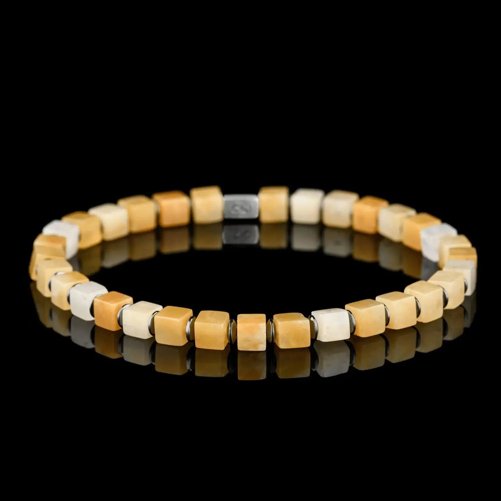 9_d81b60de-55fb-4851-8ce7-51037eab4a69.jpg Yellow Jade - Cube Bracelet VII (4mm) - 图片 1